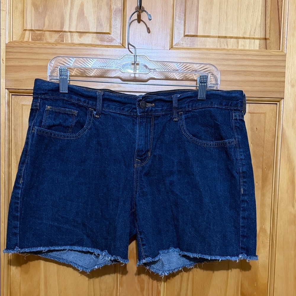 Old Navy “The Flirt” Dark Blue Denim Cutoff Shorts, Size 12. - Picture 1 of 9